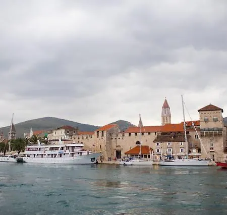 Apartment Bridic Trogir