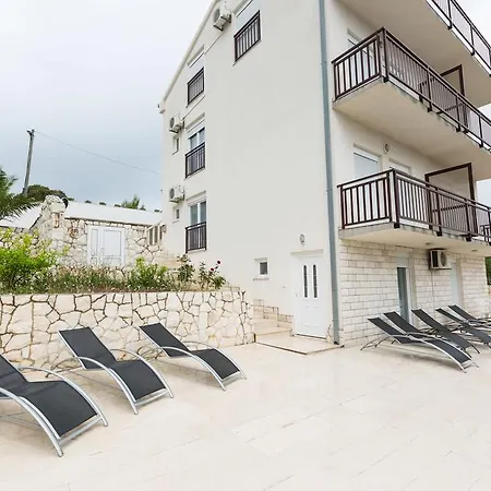 Bridic Apartment *
